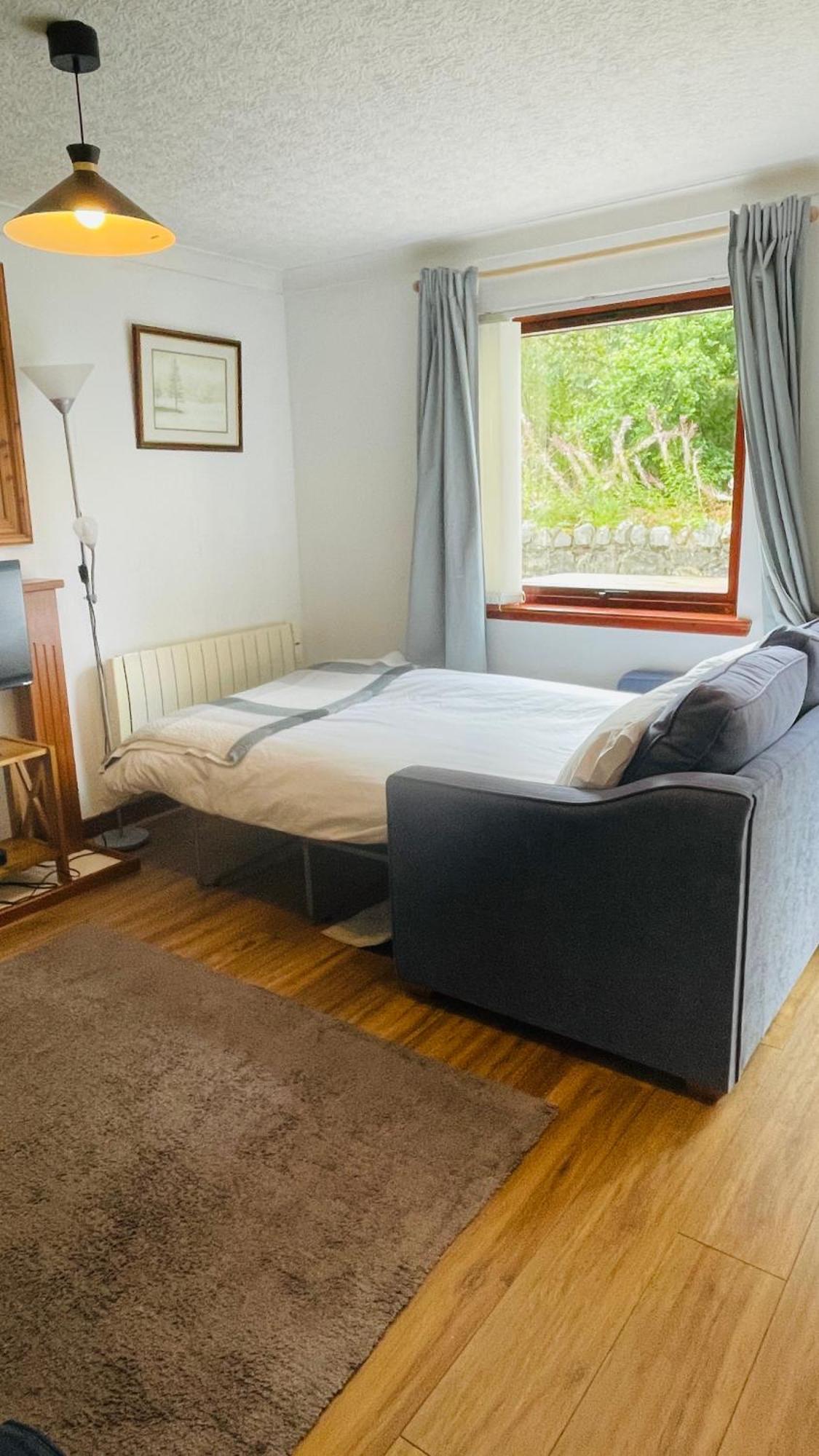 Appartamento Stylish Garden Flat Near Loch Ness Drumnadrochit Esterno foto