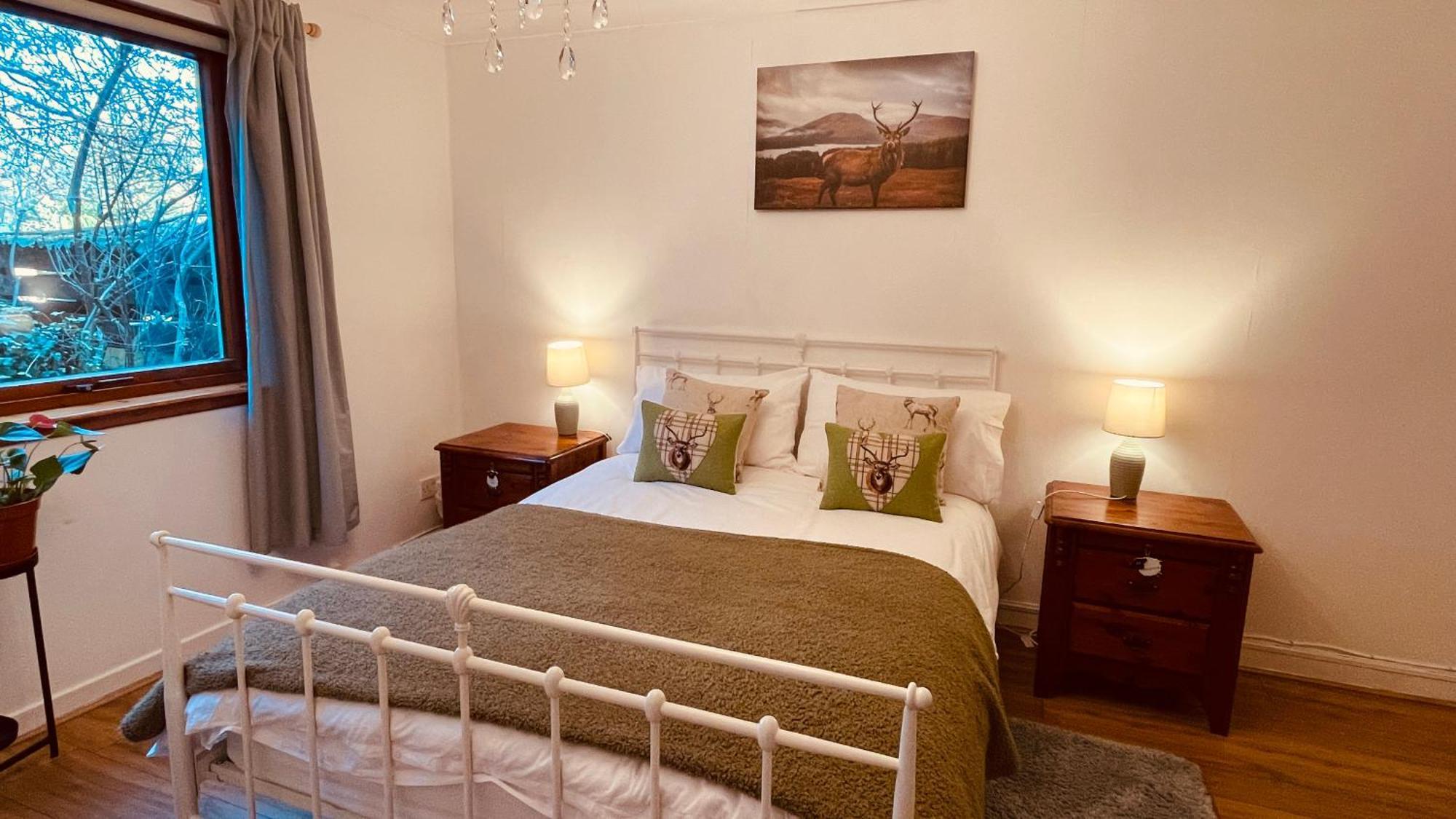 Appartamento Stylish Garden Flat Near Loch Ness Drumnadrochit Esterno foto