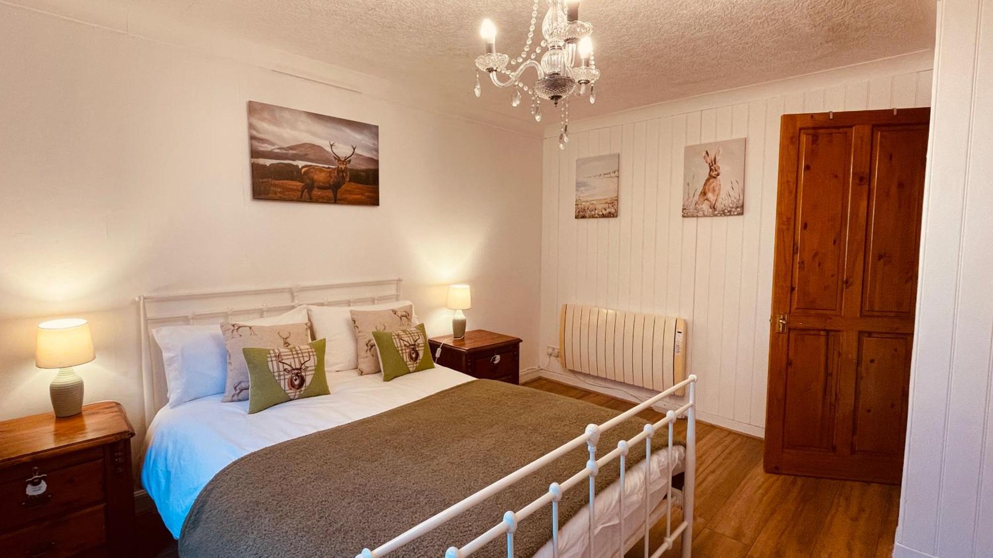 Appartamento Stylish Garden Flat Near Loch Ness Drumnadrochit Esterno foto